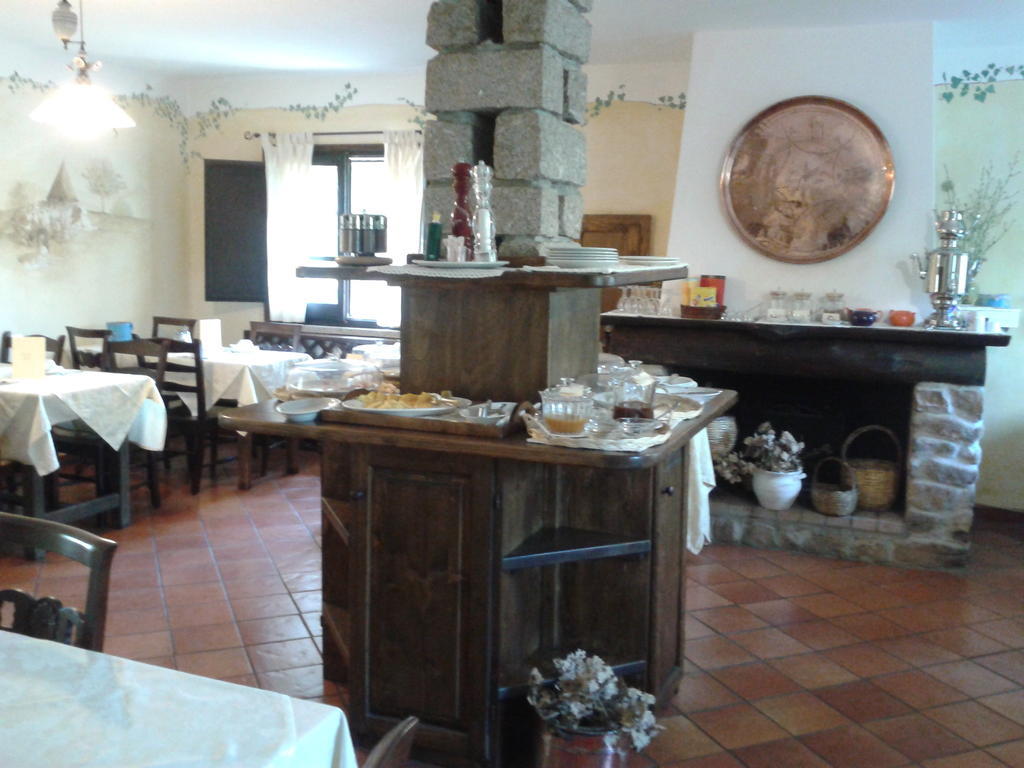 Agriturismo Il Muto Di Gallura Aggius المظهر الخارجي الصورة