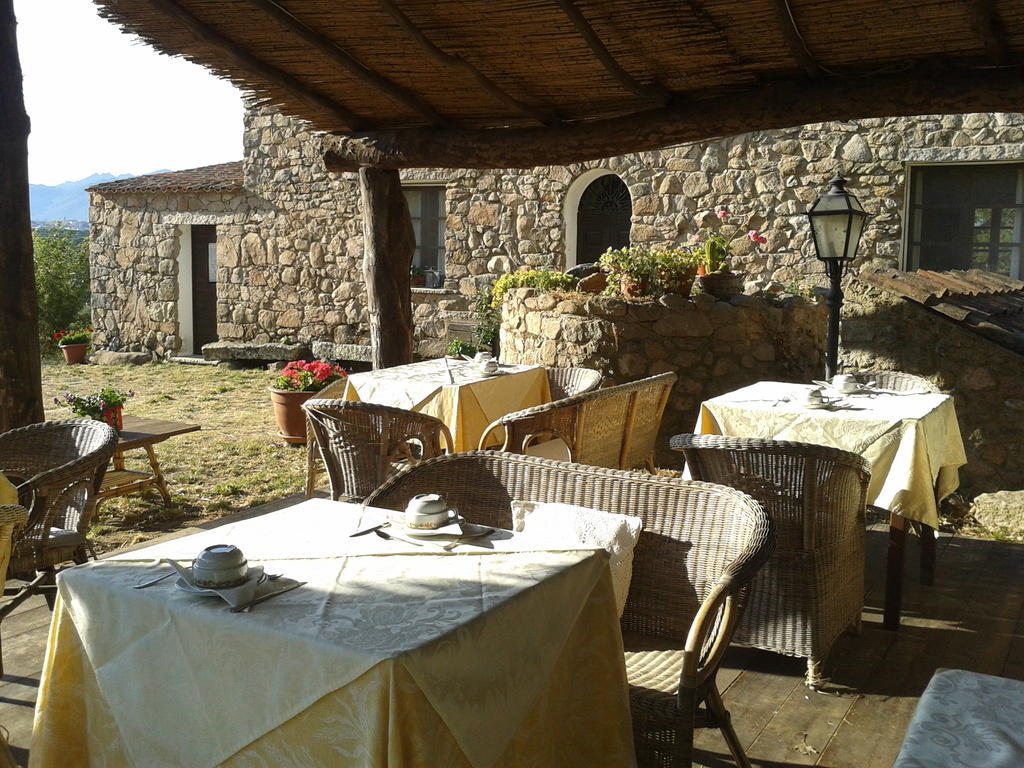 Agriturismo Il Muto Di Gallura Aggius المظهر الخارجي الصورة